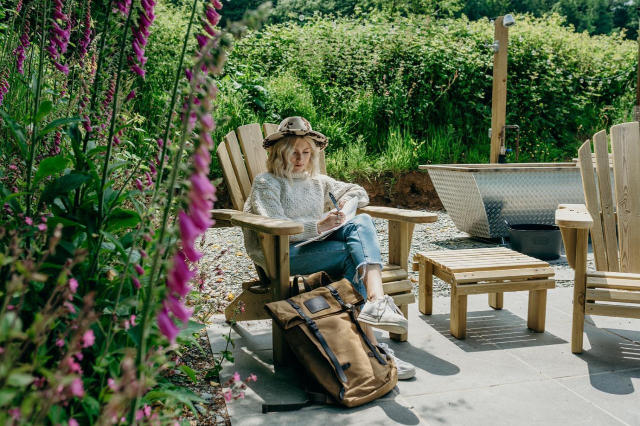 Blatchford Briar - Award Winning Private Shephards Huts With Their Own Secluded Hot Tubs Milton Abbot Exterior foto