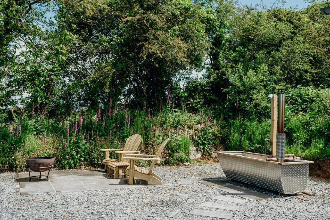 Blatchford Briar - Award Winning Private Shephards Huts With Their Own Secluded Hot Tubs Milton Abbot Exterior foto